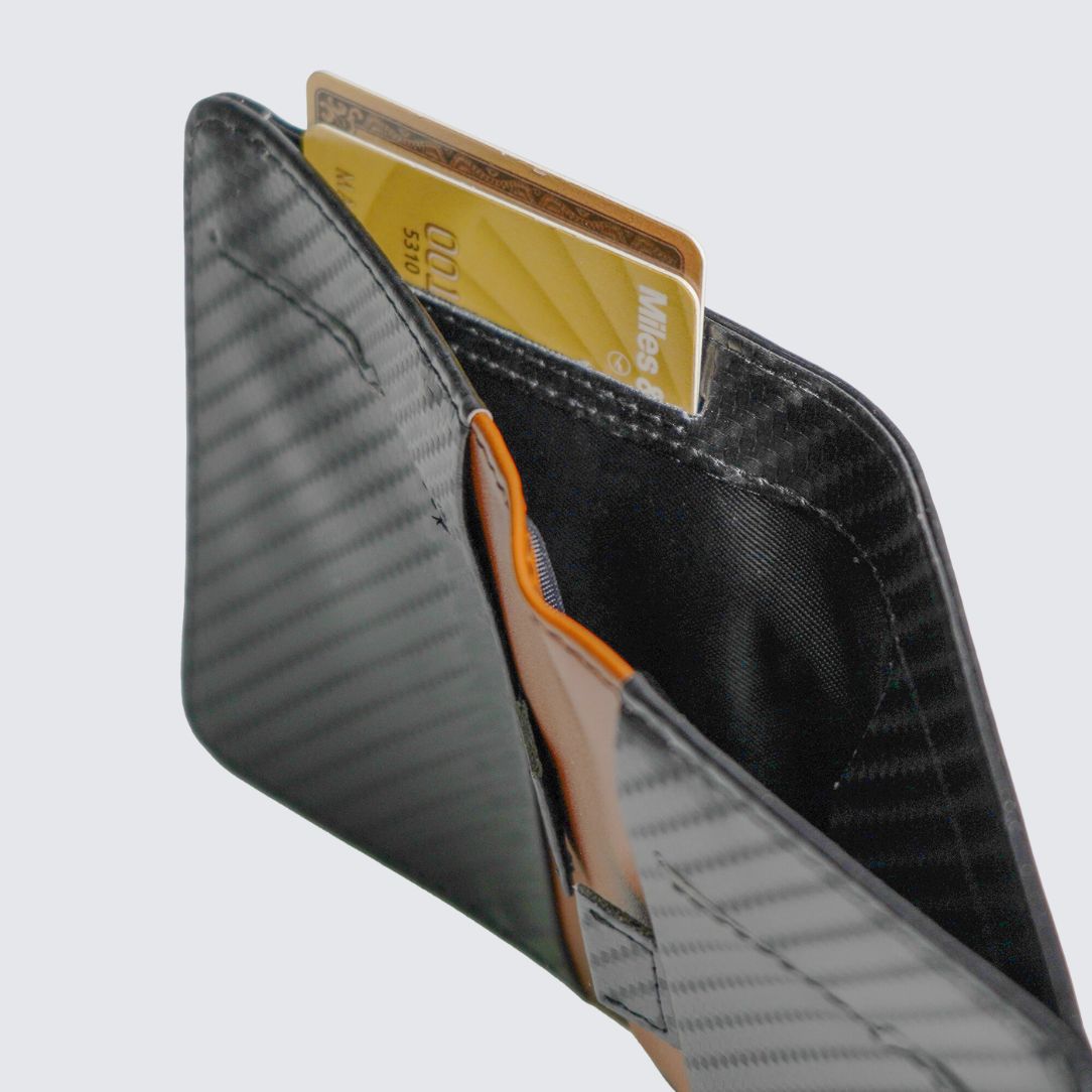 Carbon Black color FREO Airtag Wallet two quick-access slots for frequently-used cards