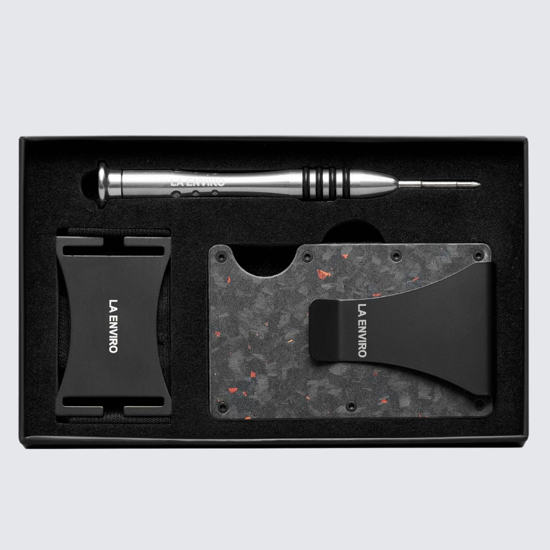 Front side of Matte Red color LORNE Forged Carbon Wallet