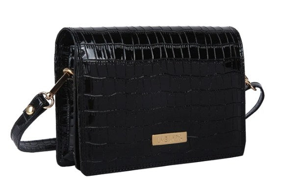 Why Vegan Leather Cross Body Bags Are Redefining Luxury in 2025