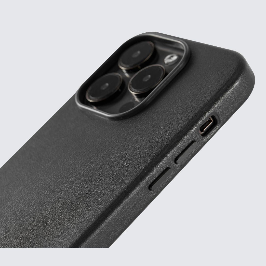 iPHONE 14 PRO Case With Magsafe - Black